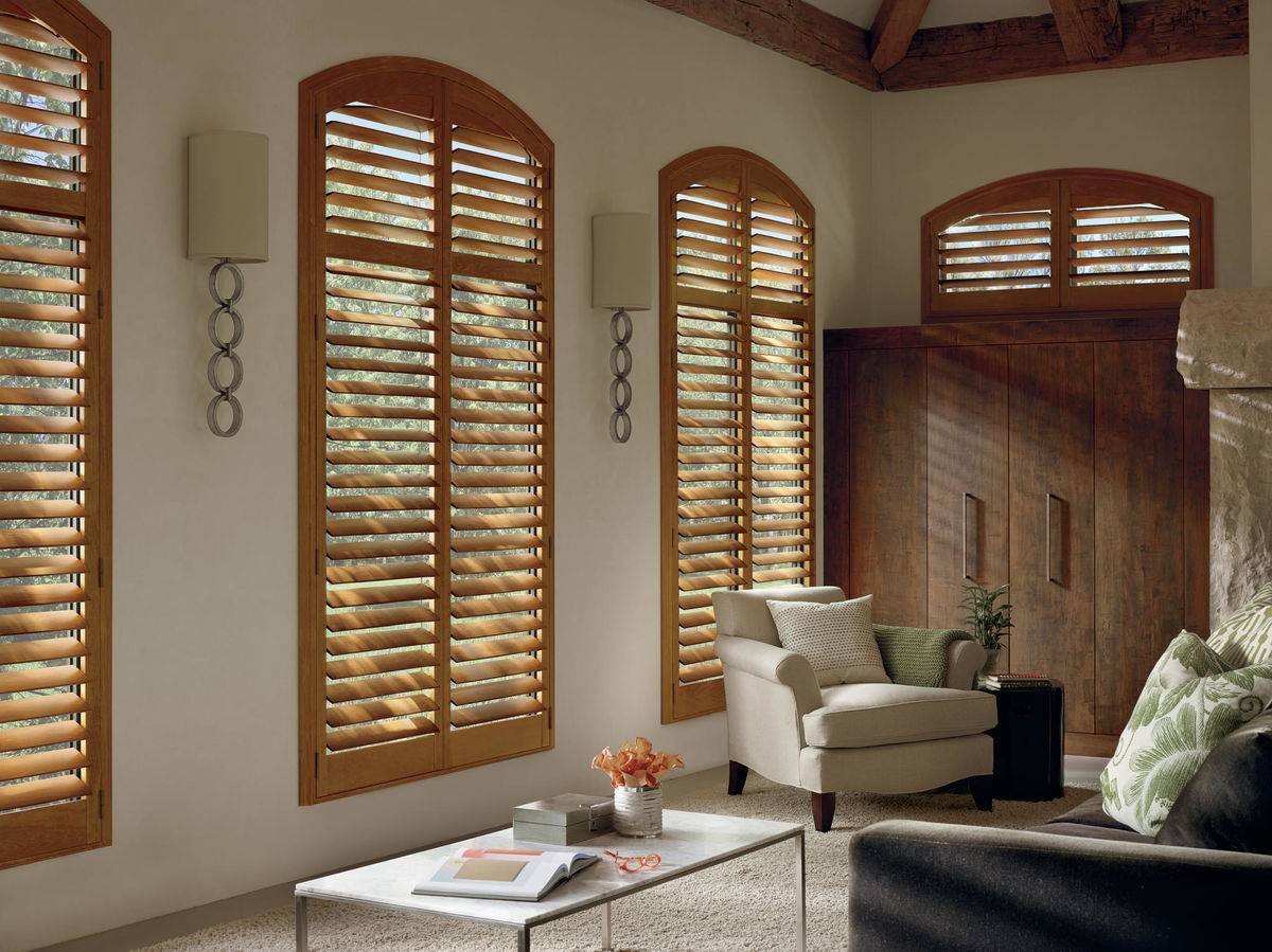 Hunter Douglas shutters in a Southern style living room near College Station, TX, during the day